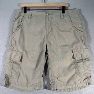Prana Cargo Shorts Men 34 Green Plaid Lightweight Nylon Hiking Camp Outdoors 11"